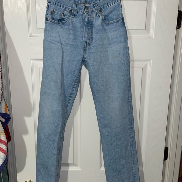 Levi's 501 Originals Light Blue Women's Straight Leg Jeans - Picture 1 of 7